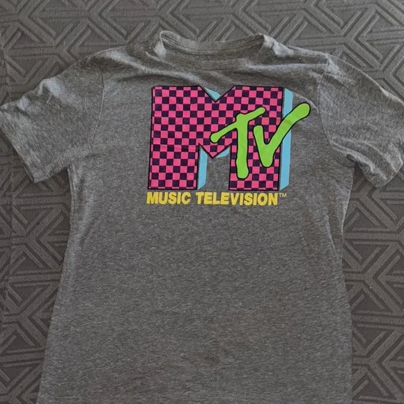 Gray MTV Graphic T-Shirt - Picture 4 of 5